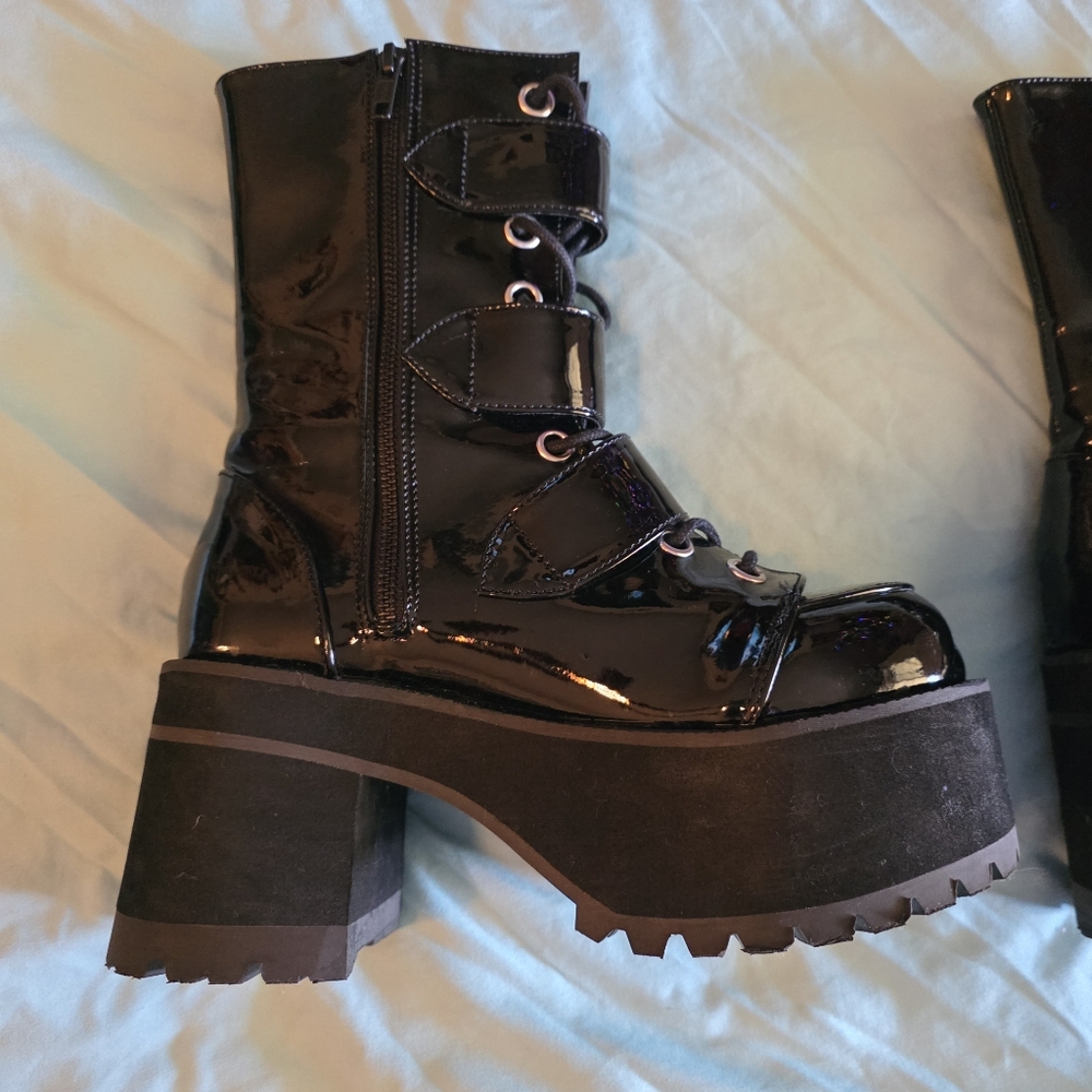 Demonia Black Platform Buckle Boots Womens 9 US - Picture 6 of 16